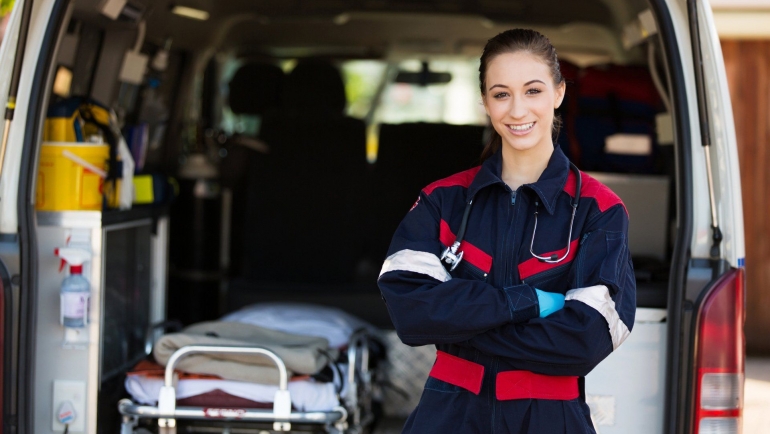 TRASPORTO CON AMBULANZA 7 GIORNI SU 7